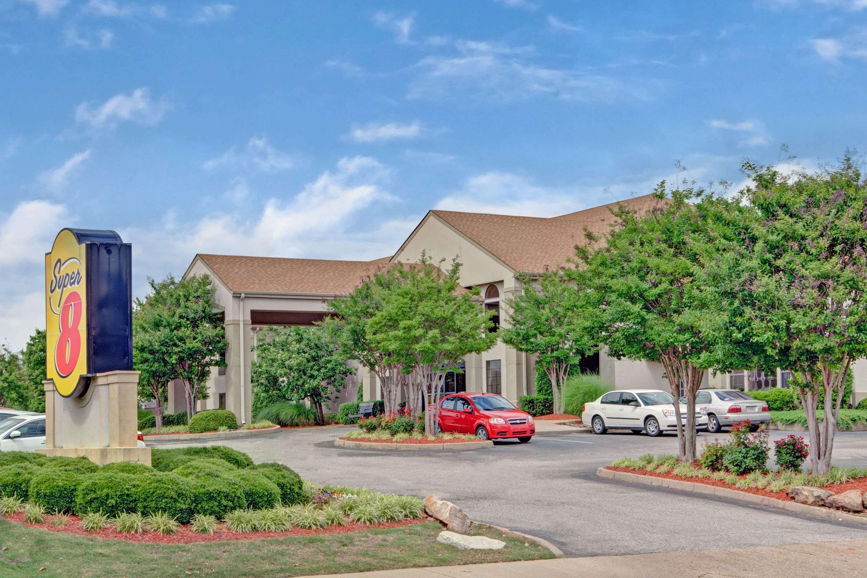 Super 8 By Wyndham Olive Branch Hotel Exterior photo